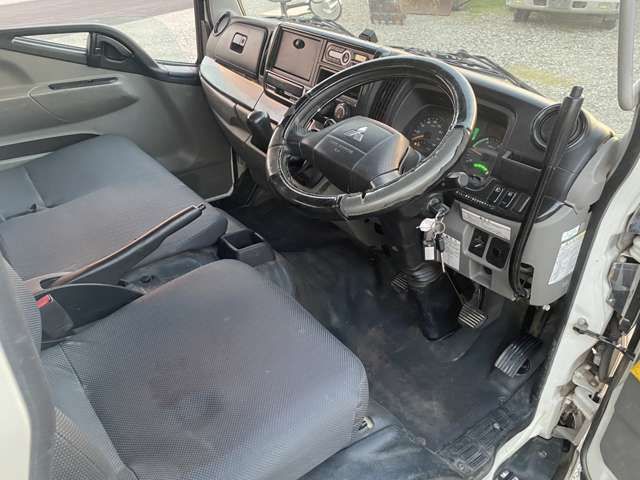 MITSUBISHI CANTER 2016