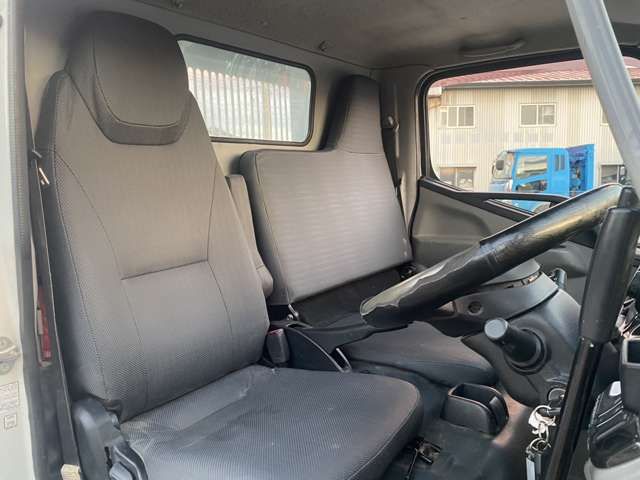 MITSUBISHI CANTER 2016