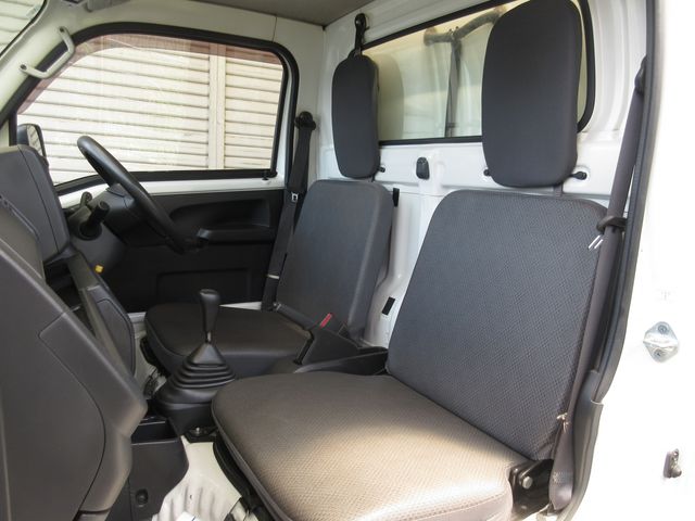 DAIHATSU HIJET truck 2016