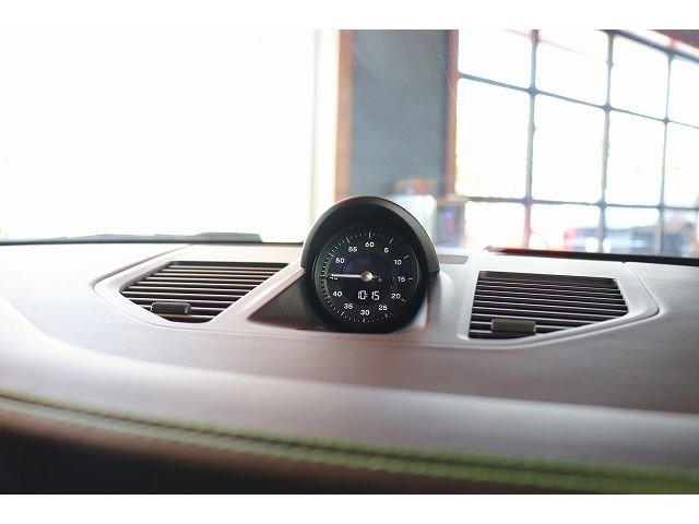 PORSCHE PORSCHE 911 2024