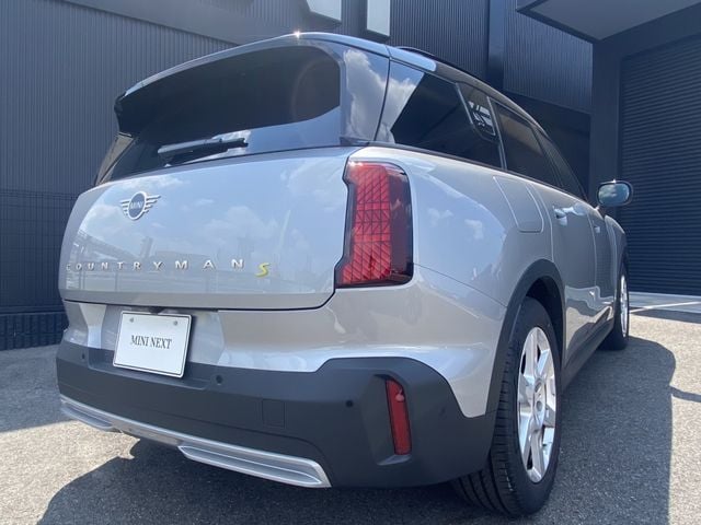 BMW MINI COUNTRYMAN 2025