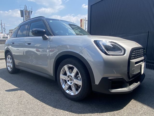 BMW MINI COUNTRYMAN 2025