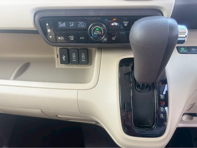 HONDA N BOX 4WD 2018