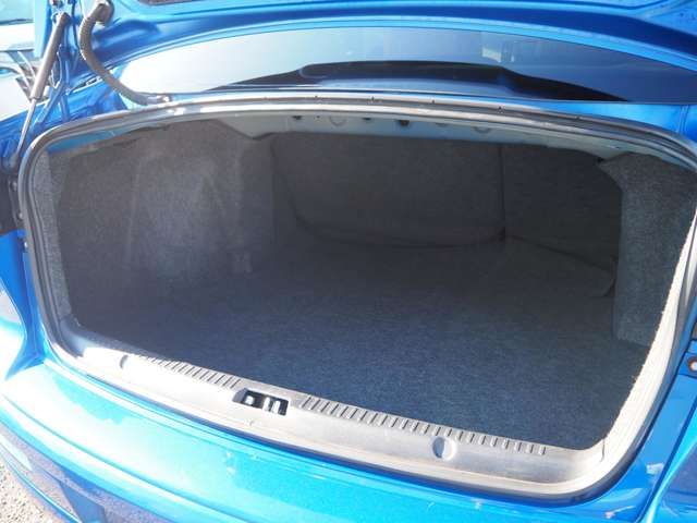 MITSUBISHI GALANT FORTIS 4WD 2010