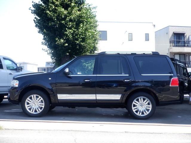 LINCOLN LINCOLN NAVIGATER 4WD 2012