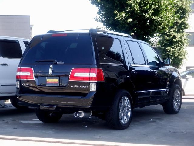 LINCOLN LINCOLN NAVIGATER 4WD 2012