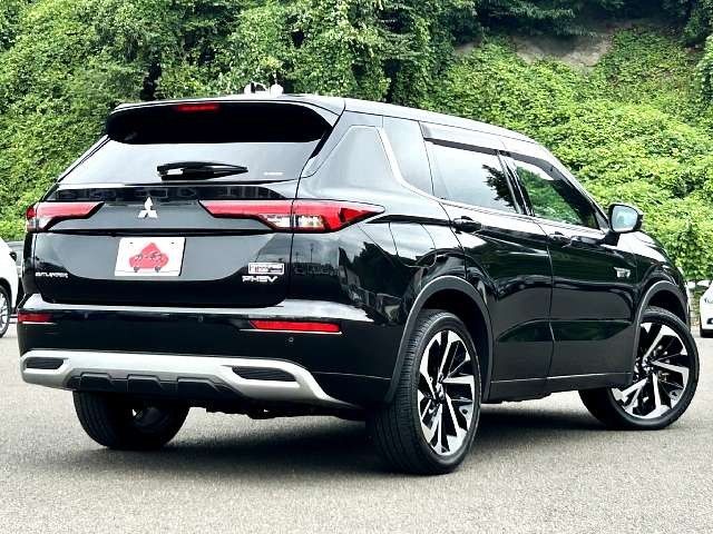 MITSUBISHI OUTLANDER PHEV 2022