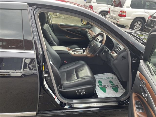 TOYOTA LEXUS LS600h 2014