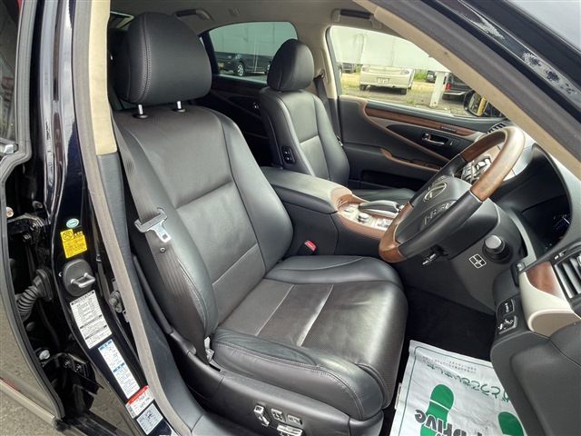 TOYOTA LEXUS LS600h 2014