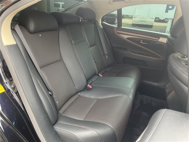 TOYOTA LEXUS LS600h 2014