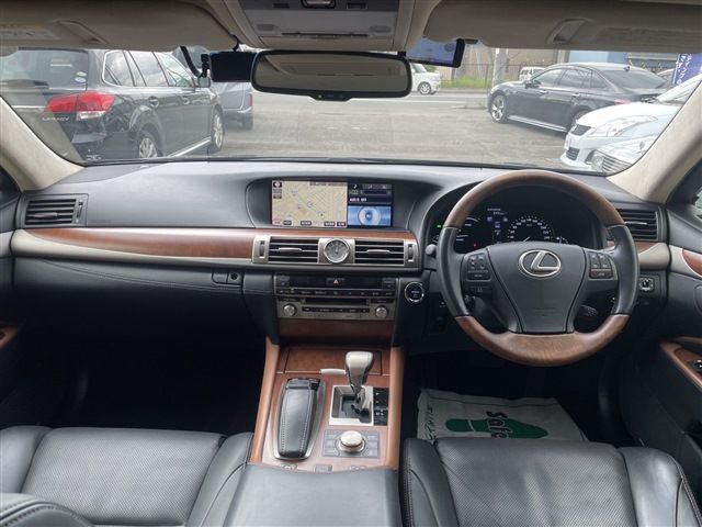 TOYOTA LEXUS LS600h 2014