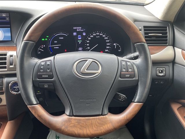 TOYOTA LEXUS LS600h 2014