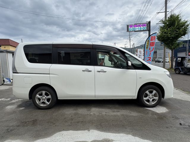 NISSAN SERENA  WG 4WD 2012