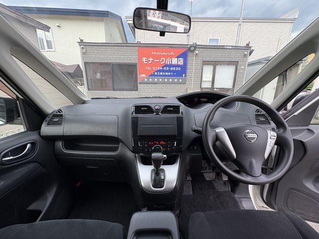 NISSAN SERENA  WG 4WD 2012