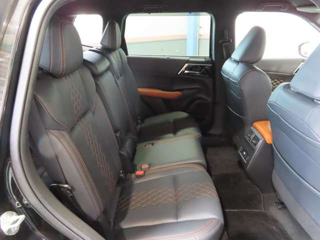 MITSUBISHI OUTLANDER PHEV 2022