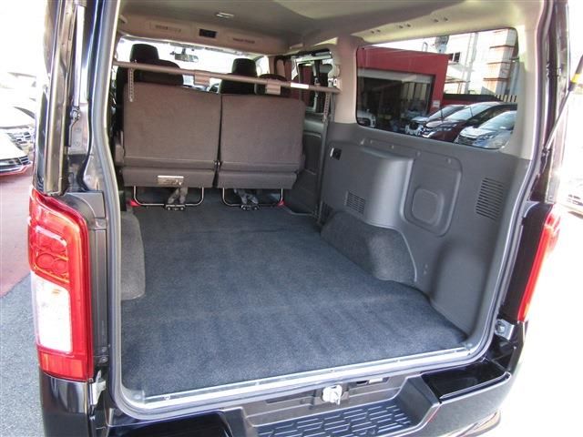 NISSAN NV350 CARAVAN 2020