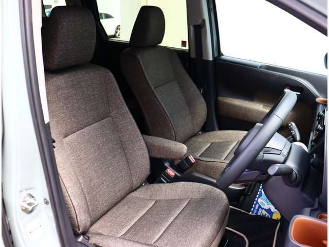 TOYOTA SIENTA HYBRID 2024