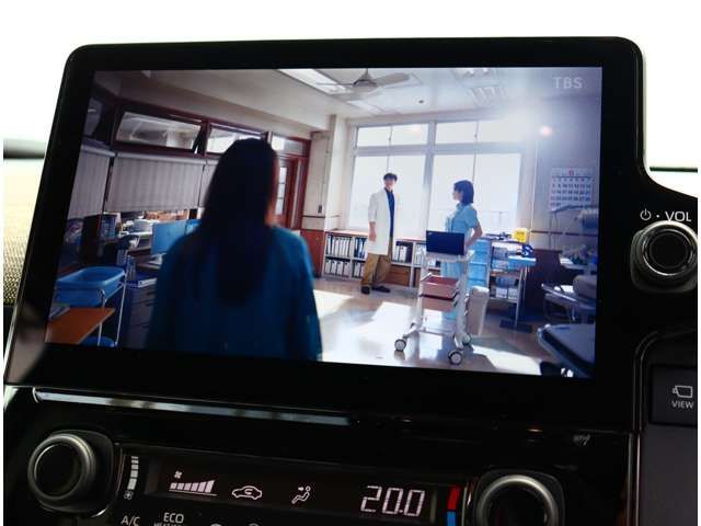 TOYOTA SIENTA HYBRID 2024