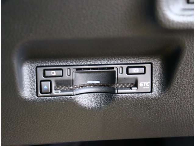 TOYOTA SIENTA HYBRID 2024