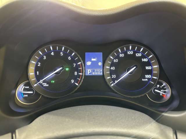 NISSAN FUGA HYBRID 2013