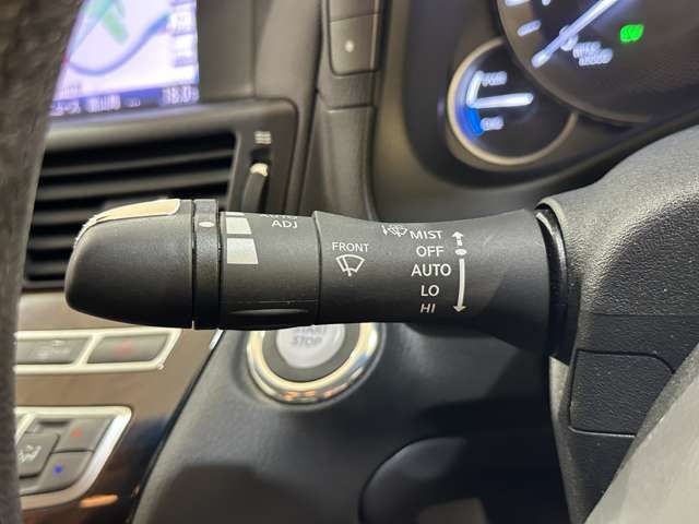 NISSAN FUGA HYBRID 2013