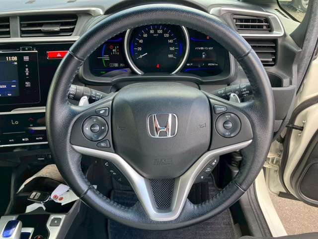 HONDA FIT HYBRID 2016