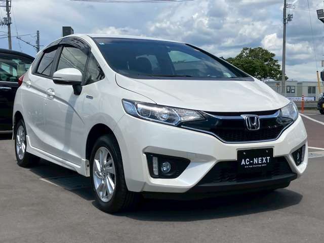 HONDA FIT HYBRID 2016