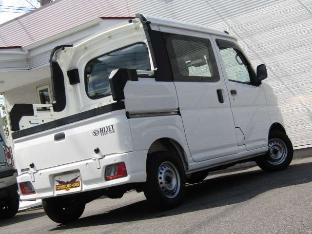 DAIHATSU HIJET deckvan 4WD 2023