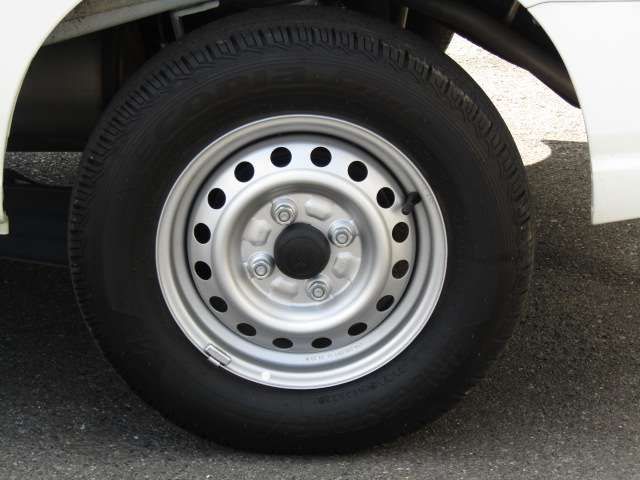 DAIHATSU HIJET deckvan 4WD 2023