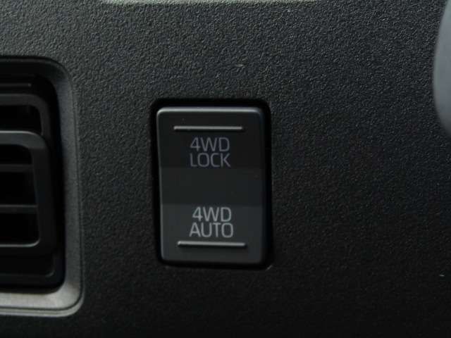 DAIHATSU HIJET deckvan 4WD 2023