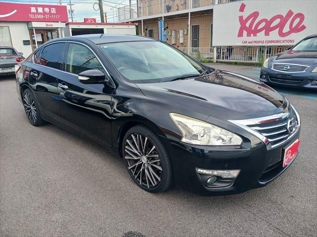 NISSAN TEANA 2015