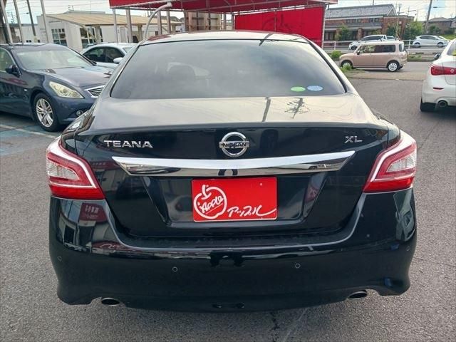 NISSAN TEANA 2015