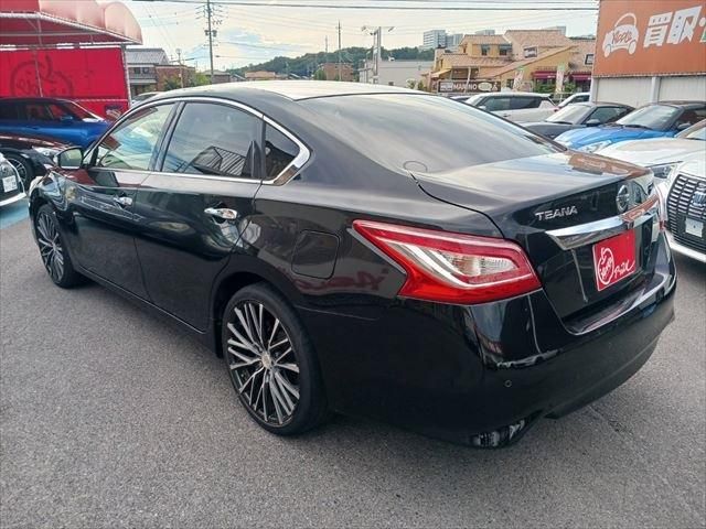 NISSAN TEANA 2015