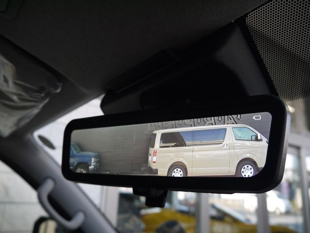 TOYOTA HIACE van 2WD 2025