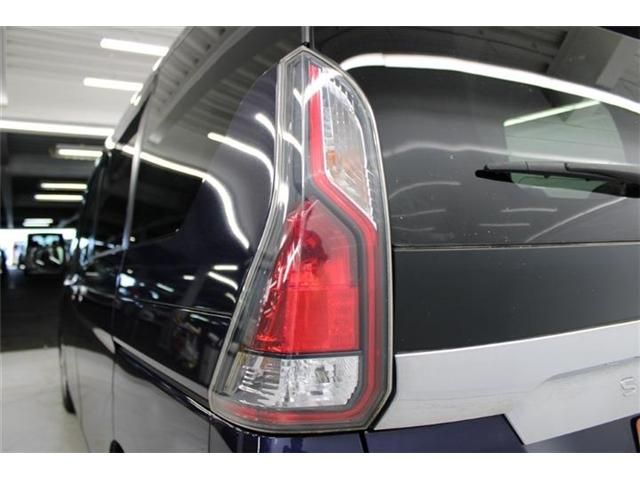 NISSAN SERENA  WG 2017