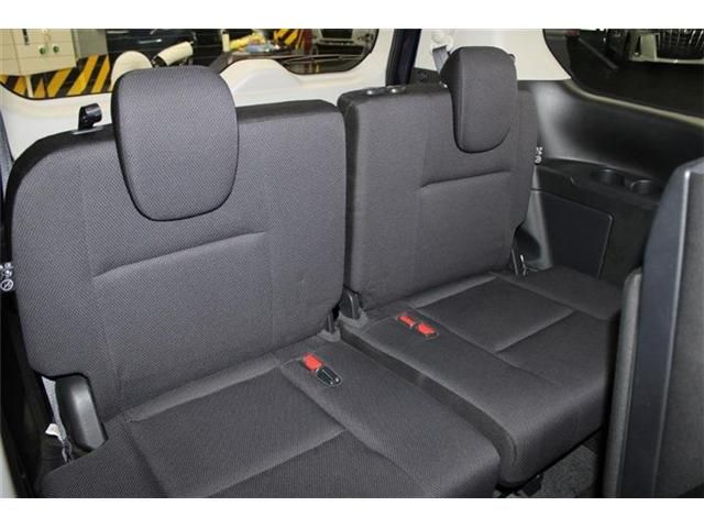 NISSAN SERENA  WG 2017