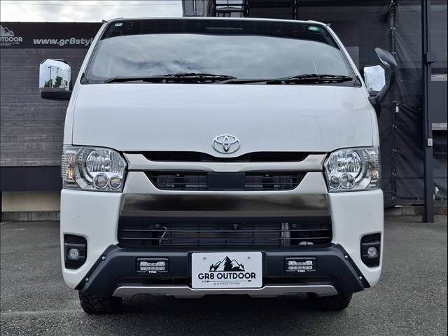 TOYOTA HIACE van 4WD 2025