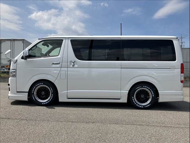 TOYOTA HIACE van 2WD 2025