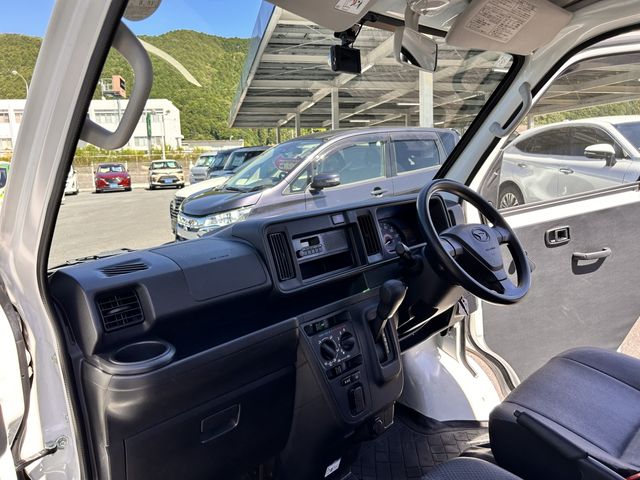 DAIHATSU HIJET CARGO 2020