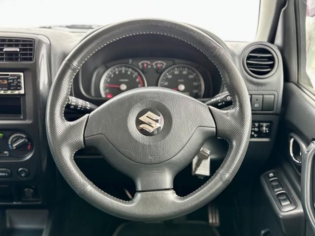 SUZUKI JIMNY 4WD 2011