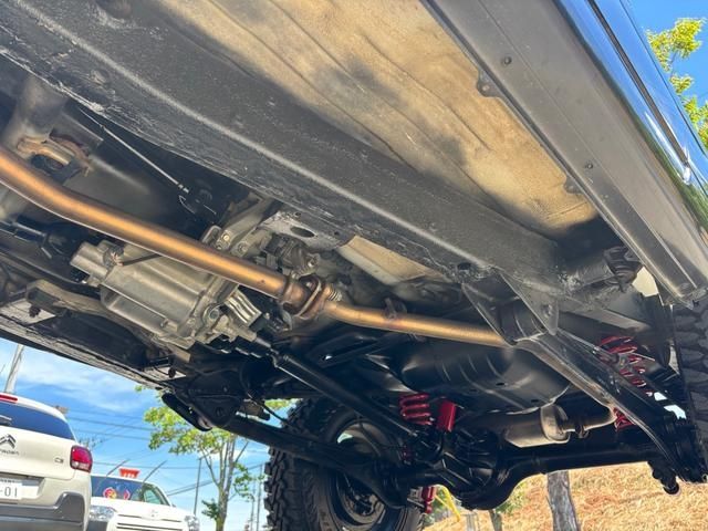 SUZUKI JIMNY 4WD 2011