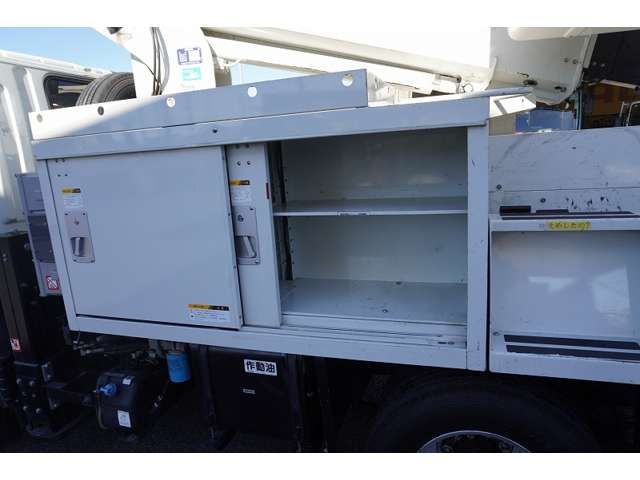 MITSUBISHI CANTER 2018