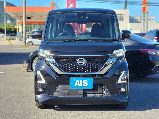 NISSAN ROOX 2020