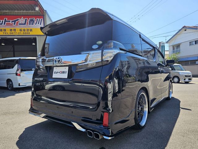 TOYOTA VELLFIRE 2016