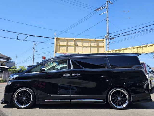 TOYOTA VELLFIRE 2016