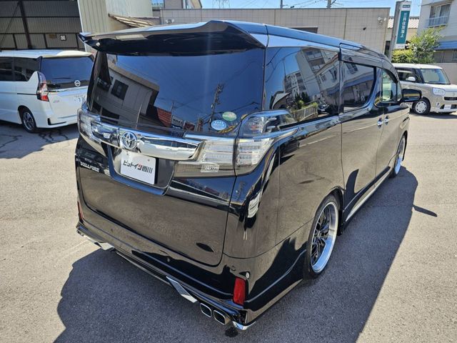 TOYOTA VELLFIRE 2016