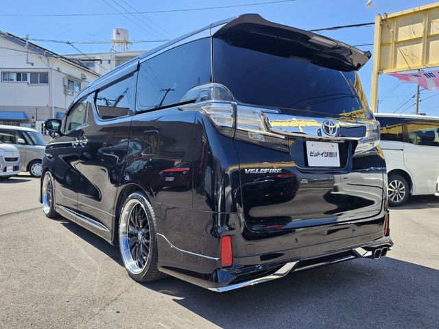 TOYOTA VELLFIRE 2016