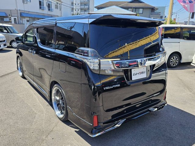TOYOTA VELLFIRE 2016