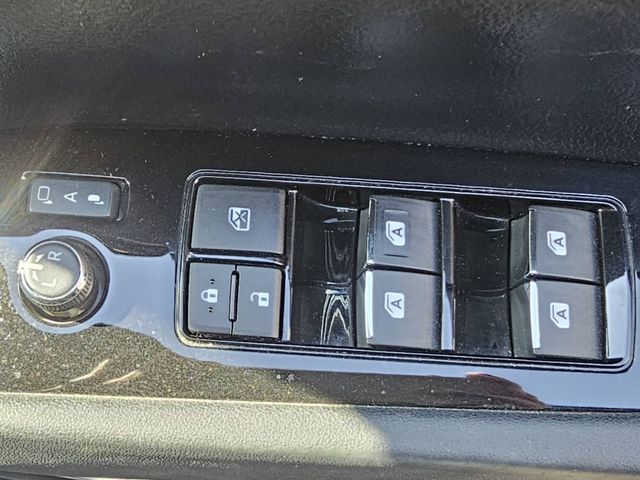 TOYOTA VELLFIRE 2016