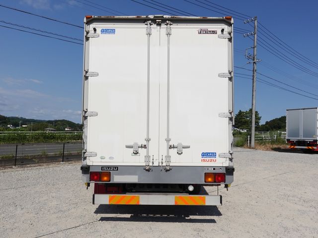 ISUZU FORWARD 2008